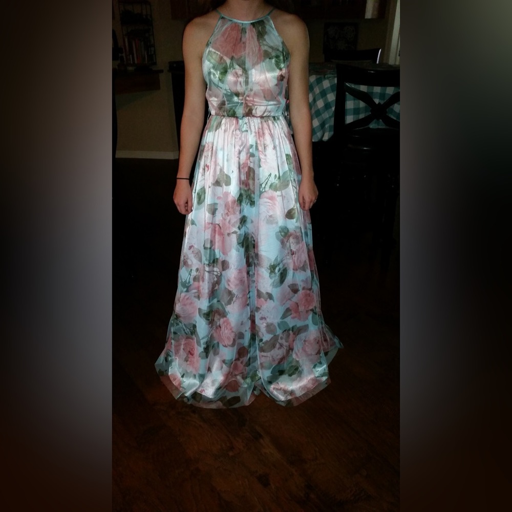Gorgeous flower prom or pageant dress